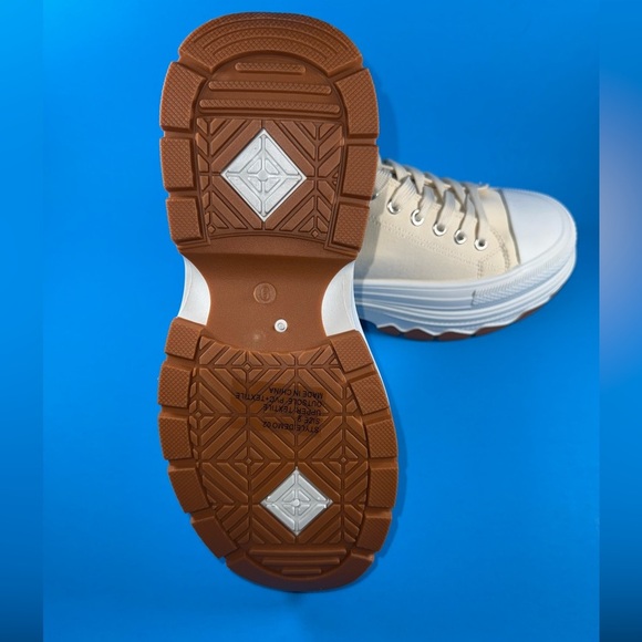 New Taxi Platform Canvas Sneakers - Beige - Picture 8 of 9